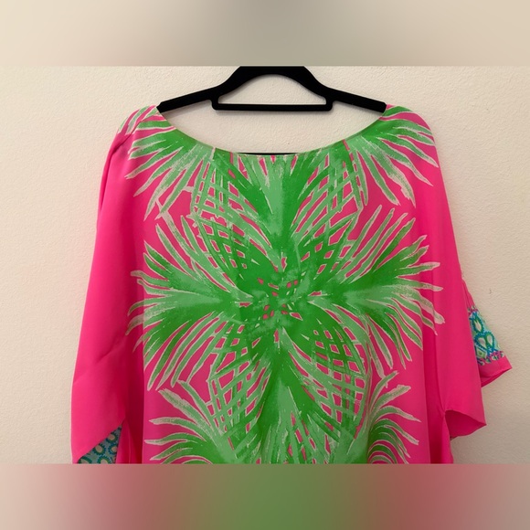 Lilly Pulitzer Julie Silk Caftan Sz L/XL Tiki Pink Palm Place Coverup Beach - Picture 2 of 10